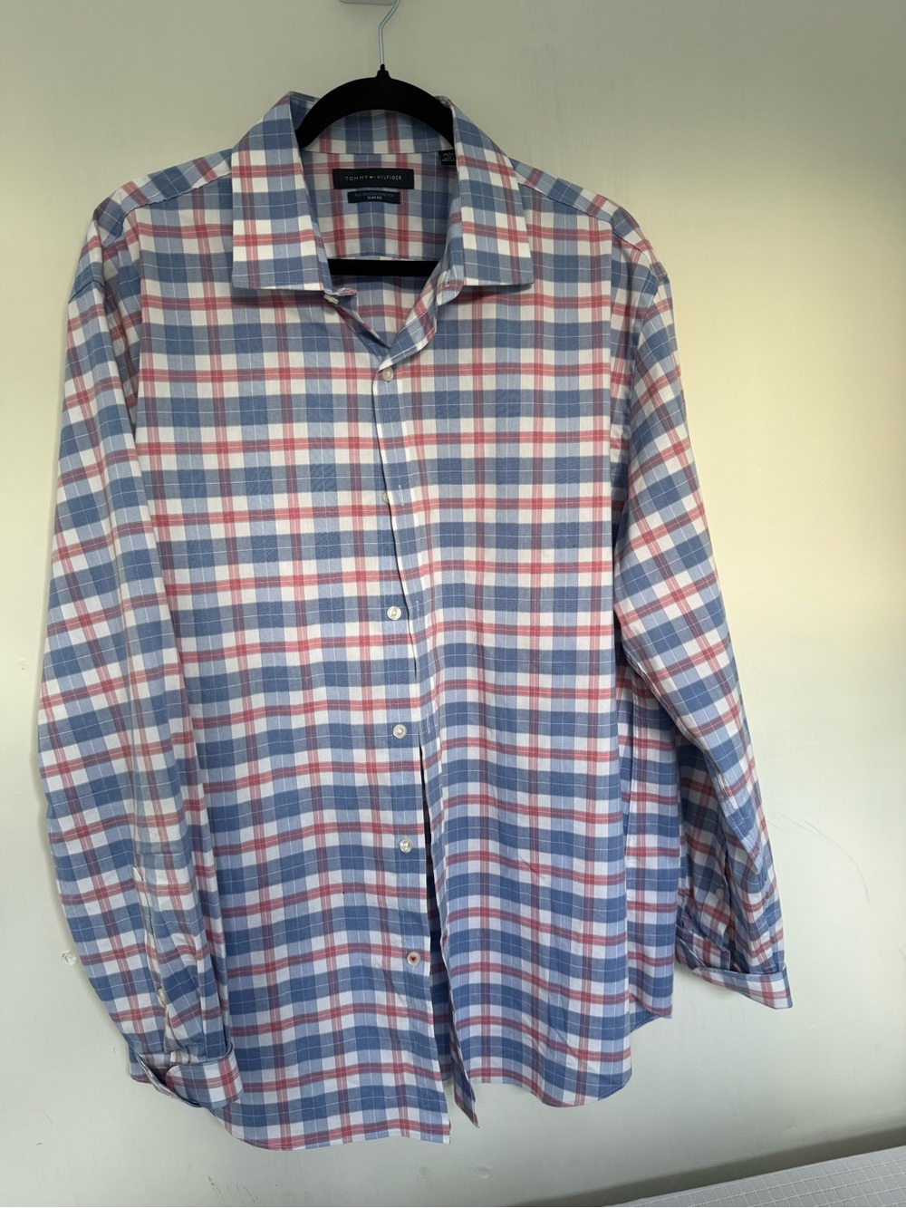 Tommy Hilfiger Men's XL Slim Fit Plaid Button-Up Shirt Blue Red White Stretch